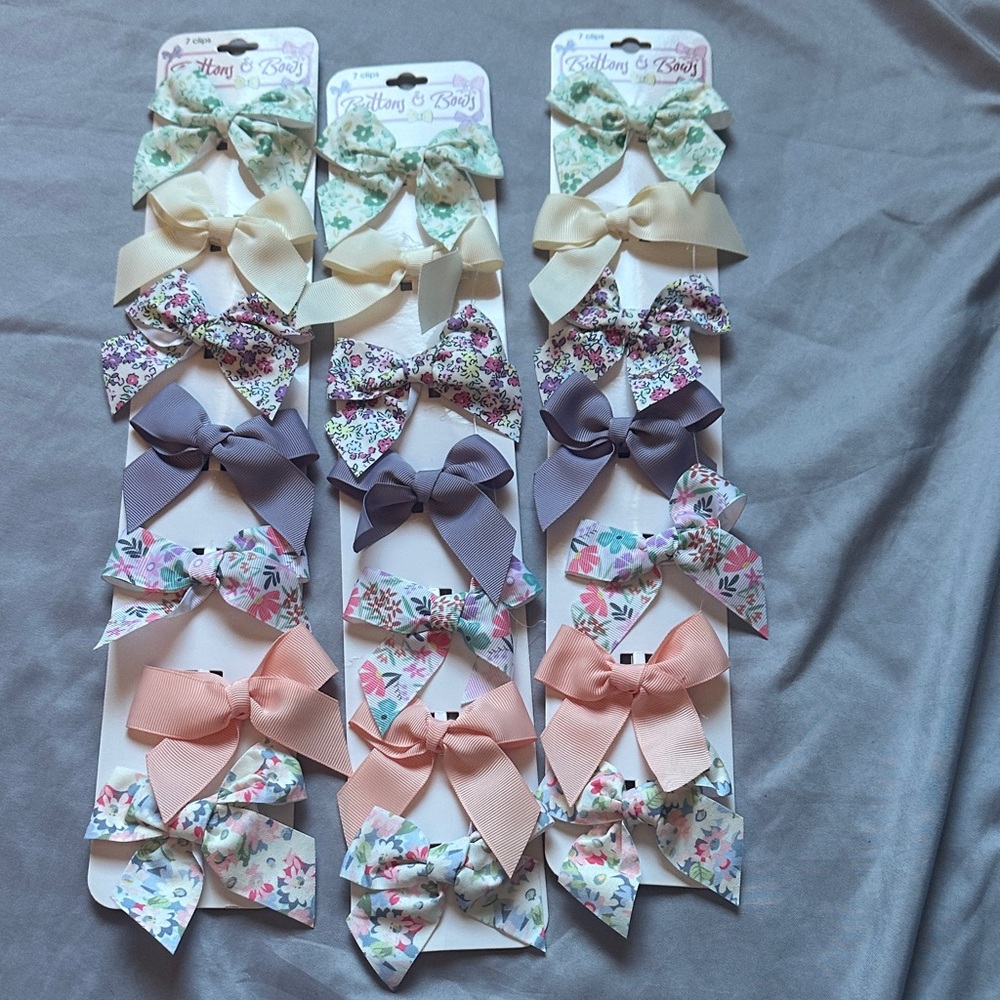 Buttons p& Bows Floral and Solid Bow for Kids - Picture 5 of 5